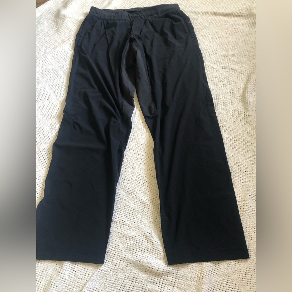 Men’s Lululemon pull on straight leg pants XL